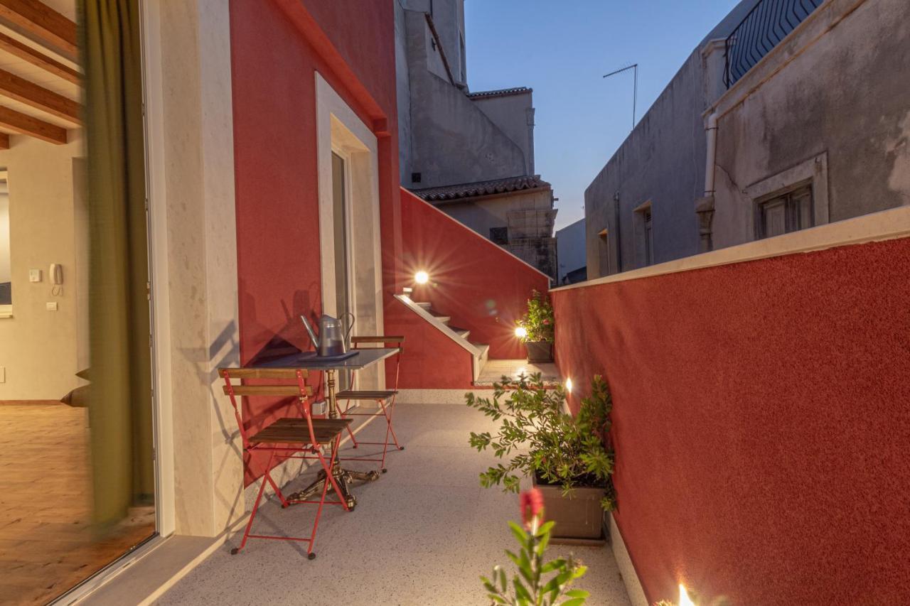 Maison Rouge Ortigia Syracuse ภายนอก รูปภาพ