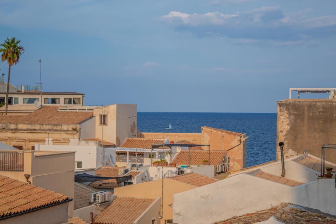 Maison Rouge Ortigia Syracuse ภายนอก รูปภาพ