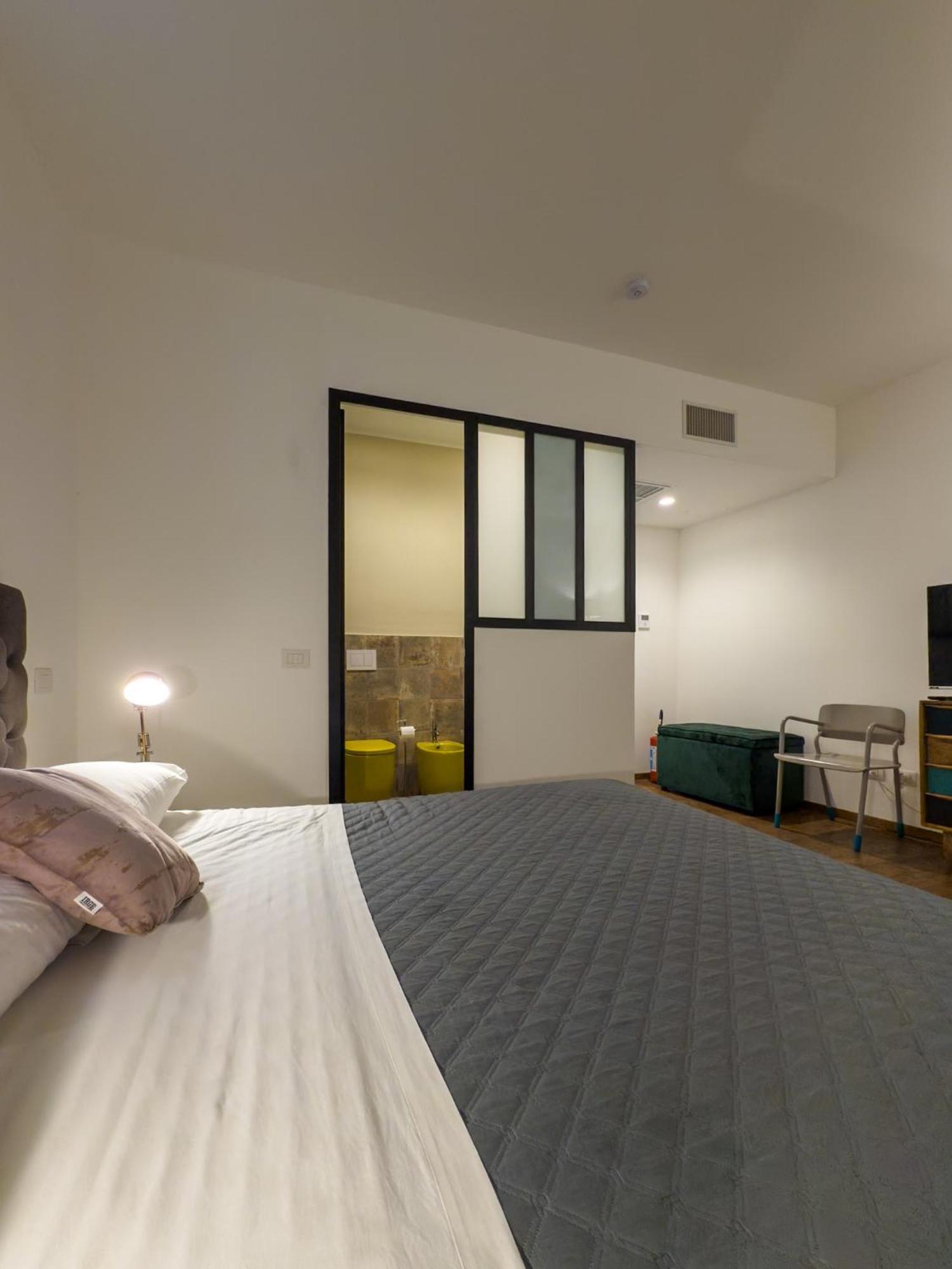 Maison Rouge Ortigia Syracuse ภายนอก รูปภาพ